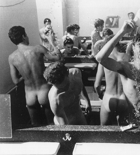 Will McBride, Beim Morgenduschen