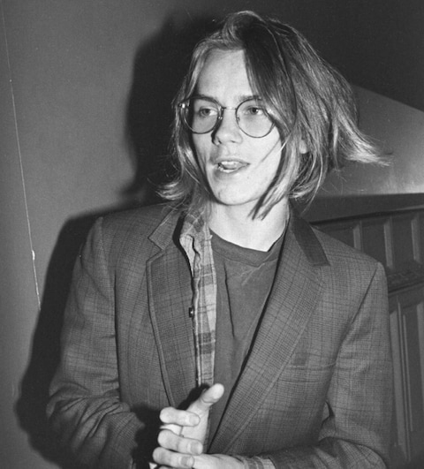 River Phoenix style fashion 90s grunge