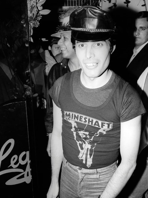 Freddie Mercury style fashion clothes costumes