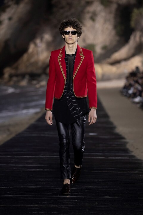 SAINT LAURENT_MEN_SS20_RUNWAY_11_HR