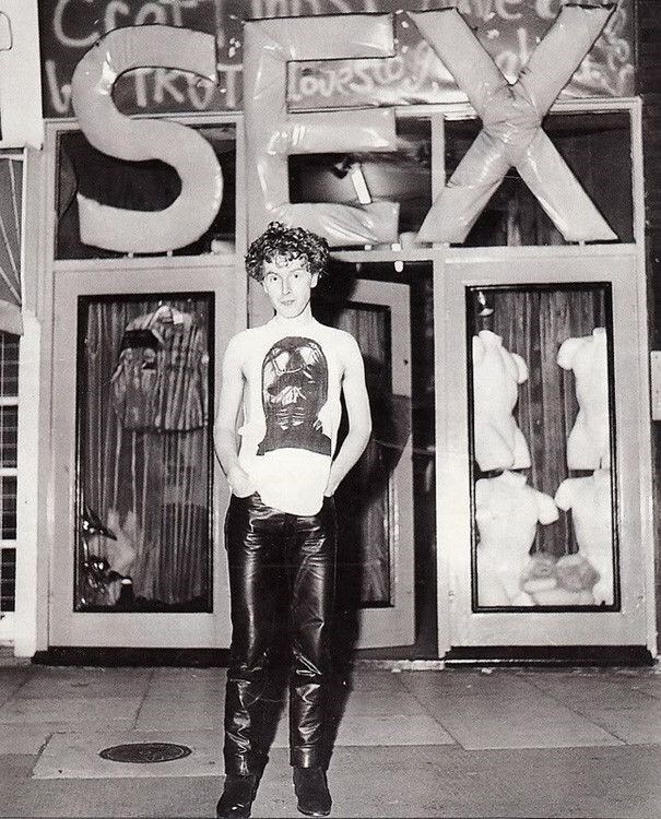 3e1d5fd1fb2bc30197d9639d4a904e03--punkrock-sex-pis