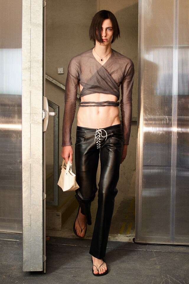 PG_LUDOVIC_DE_SAINT_SERNIN_SS19_02