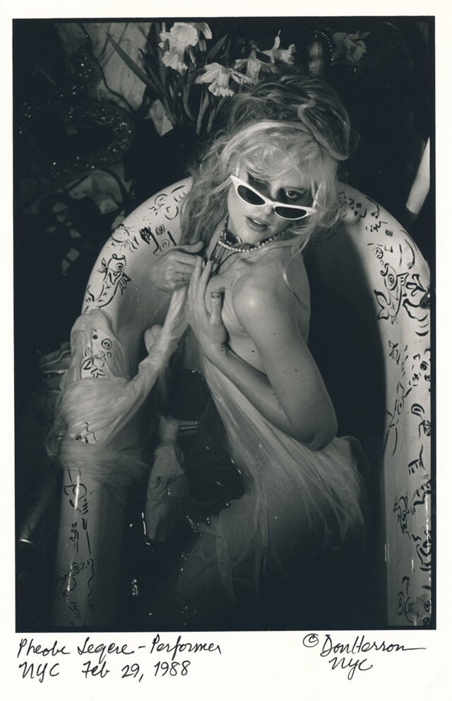 Don Herron bath tub shots Phoebe Leger