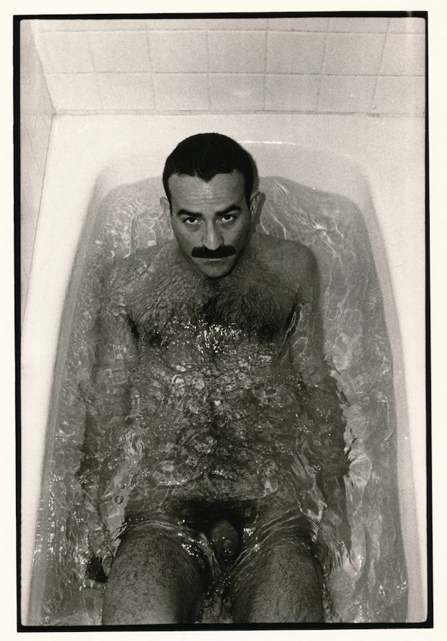 Don Herron bath tub shots Victor Hugo