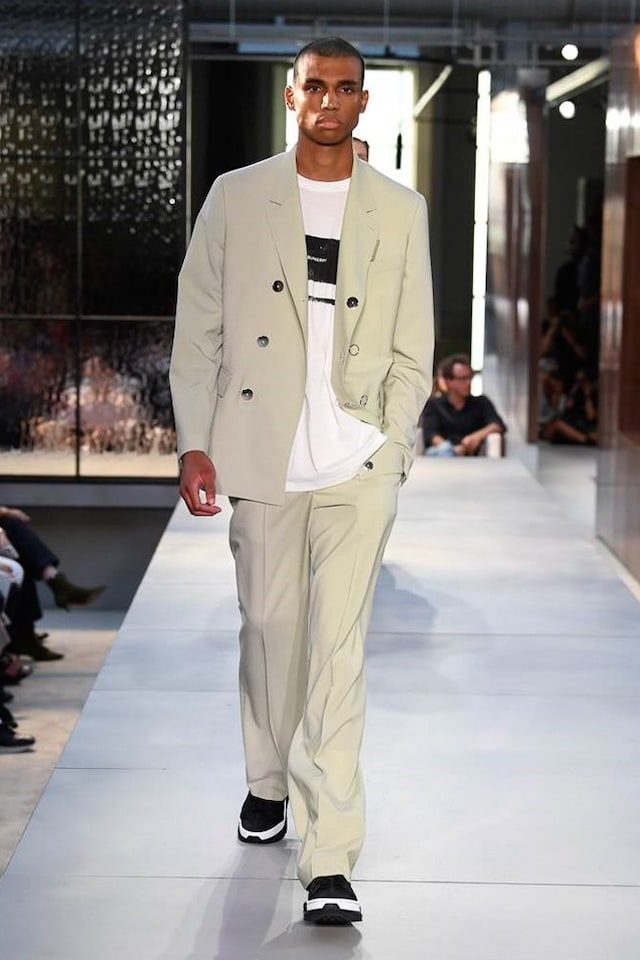 Burberry S/S19 SS19 Riccardo Tisci debut first show