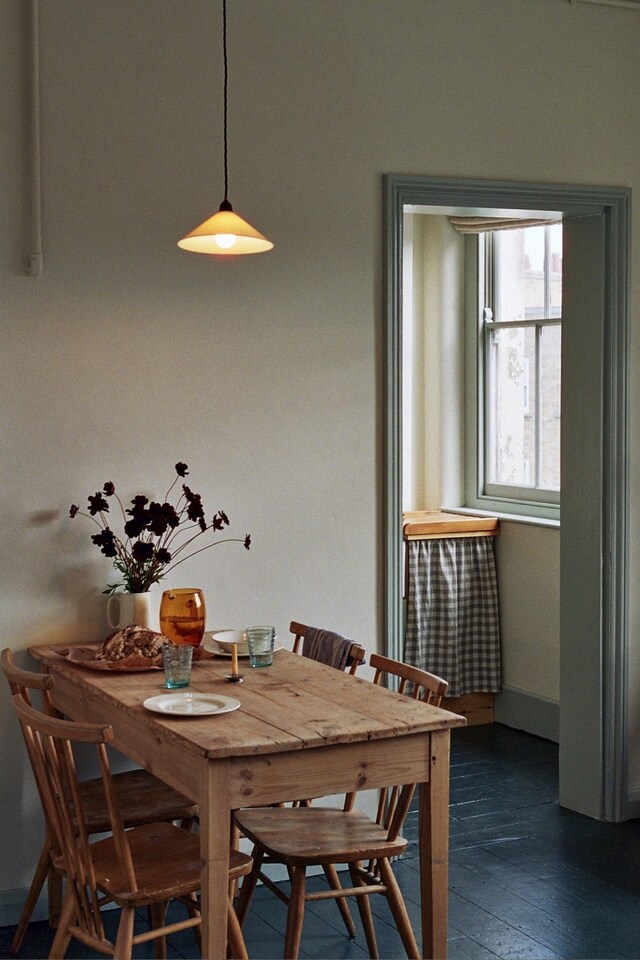small flat inspiration Abel Sloane Ruby Woodhouse Hackney