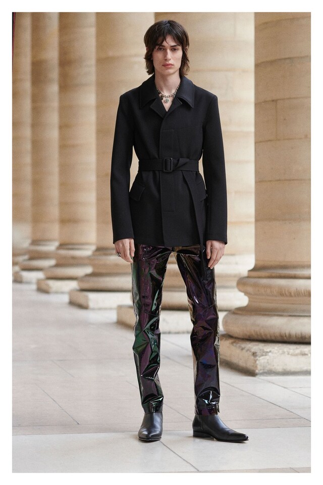 GIVENCHY_W19_01