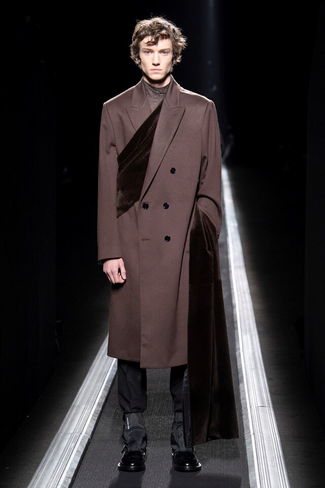 WINTER 19-20 COLLECTION LOOK 10