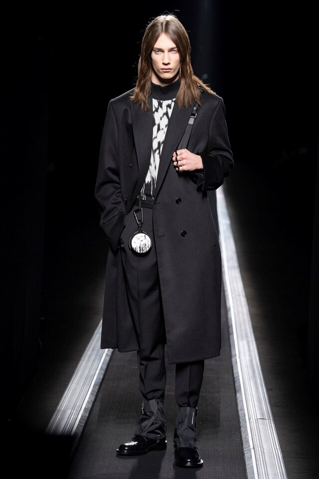 WINTER 19-20 COLLECTION LOOK 16