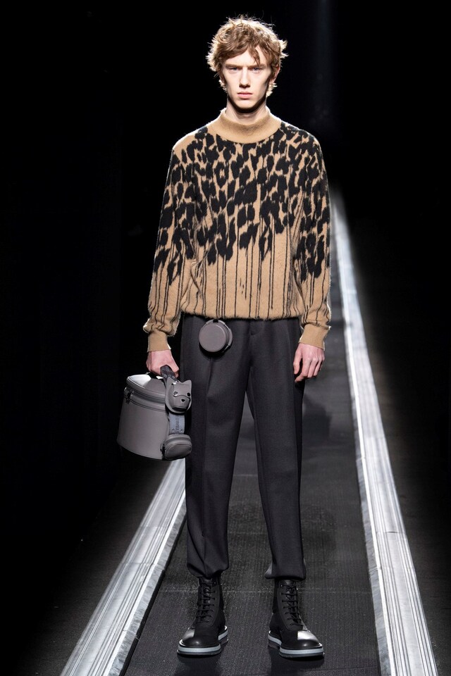 WINTER 19-20 COLLECTION LOOK 30