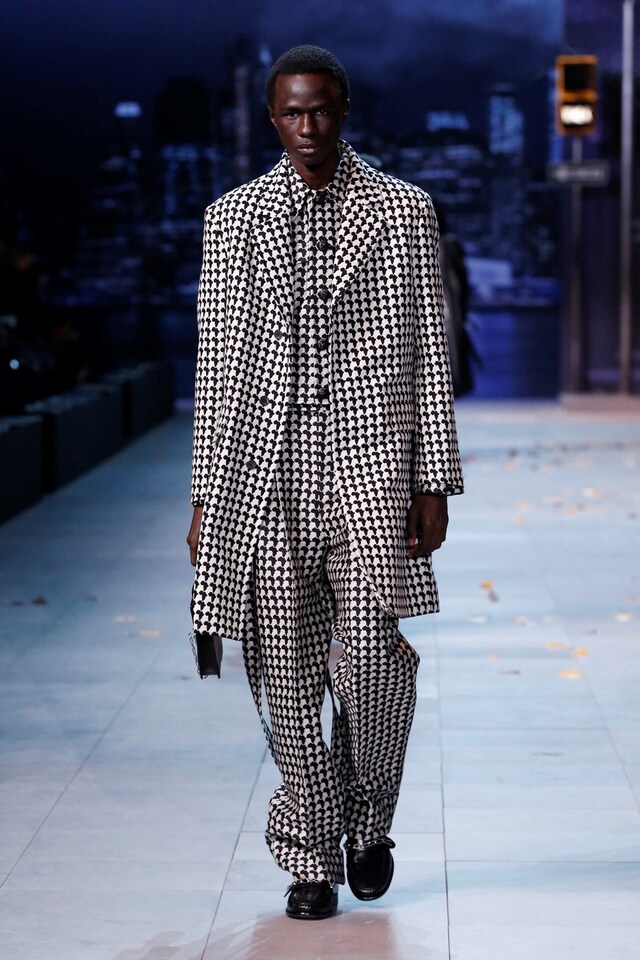 9a4a3a1b6fb0841f16df9666e0b5ebc7