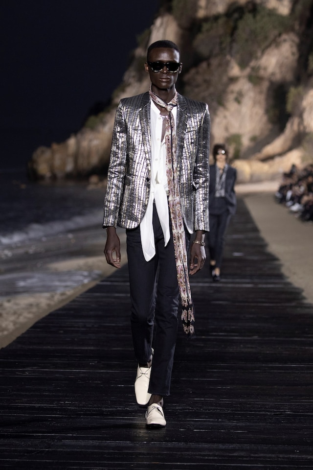 SAINT LAURENT_MEN_SS20_RUNWAY_17_HR