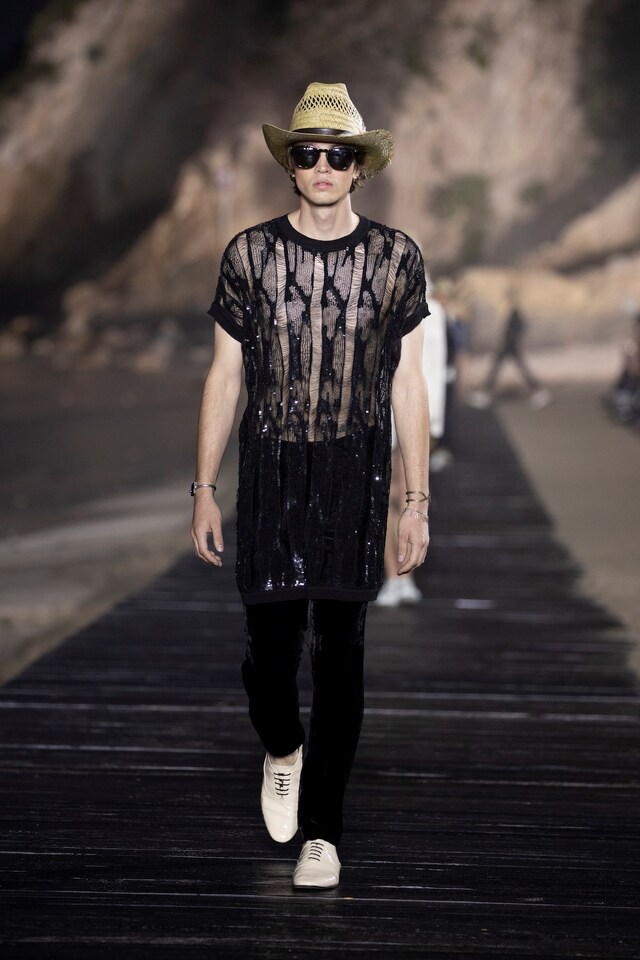 SAINT LAURENT_MEN_SS20_RUNWAY_26_HR