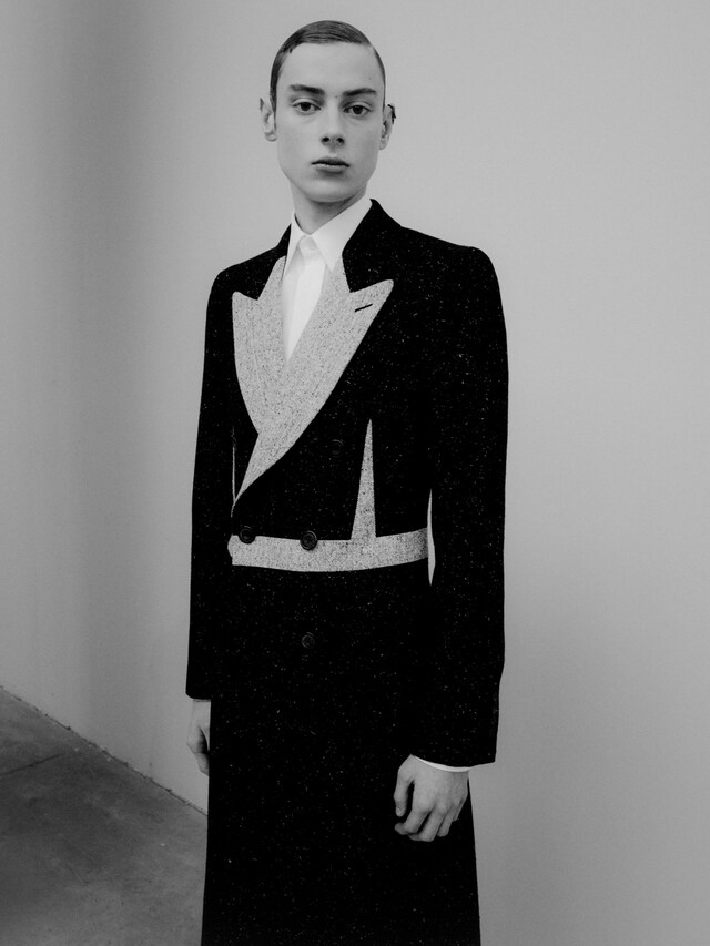 Alexander McQueen Autumn/Winter 2020 Henry Moore