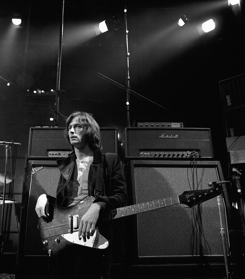 Gered Mankowitz Eric Clapton playing guitar performing