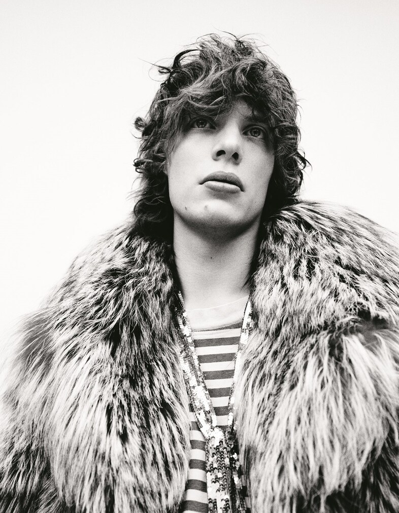 ANOTHERMAN_10_083_CMYK