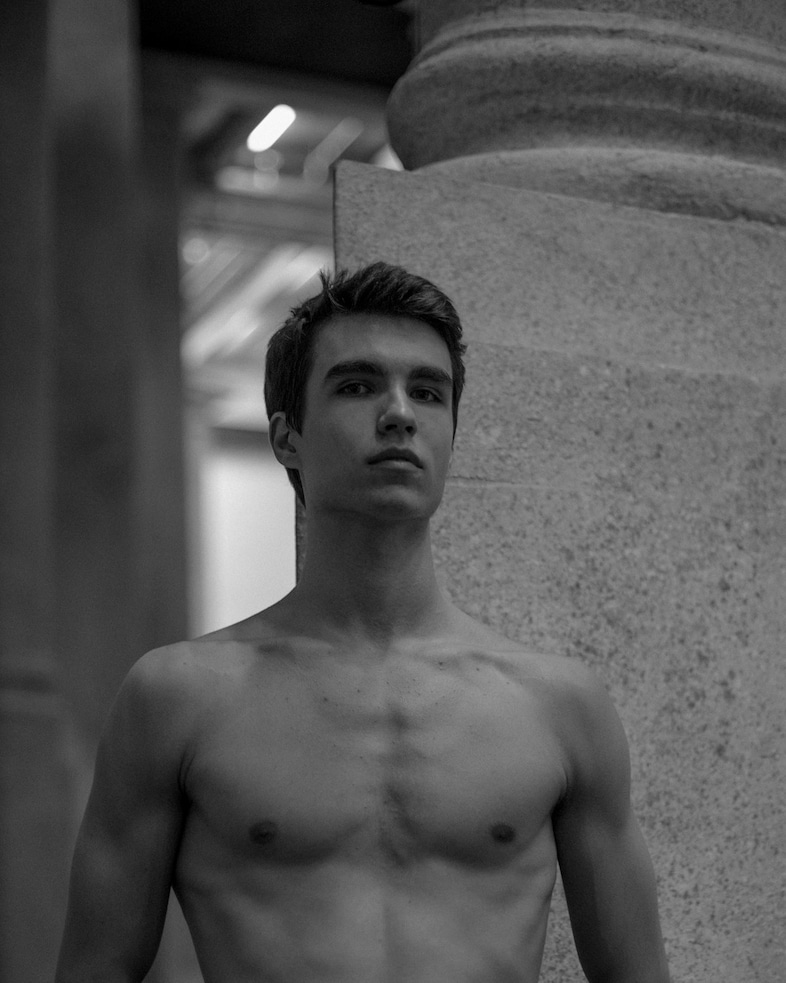 Royal Ballet male dancer men Unknown Soldier Stanisław Węgrz