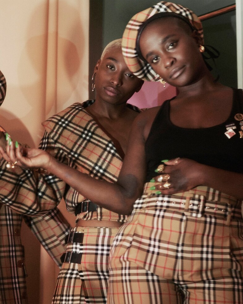 Vivienne Westwood &amp; Burberry Campaign 2018 c Court