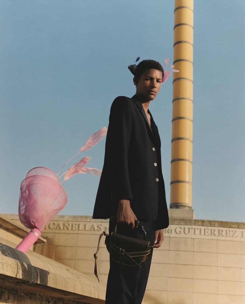 LOEWE Men&#39;s SS20 Publication Tyler Mitchell Barcelona