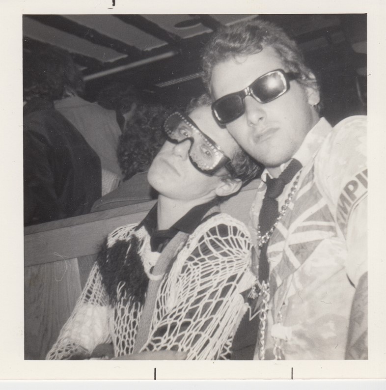 1977-RT-at-Punk-Club-Scan