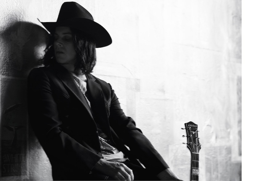 Jack white no name. Джек уайт 2025. джек уайт 2025. группа the white stripes. jack white suits.