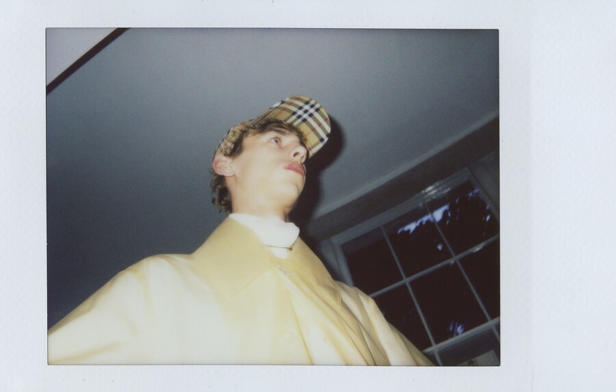 Backstage Burberry September 2017 London Bailey