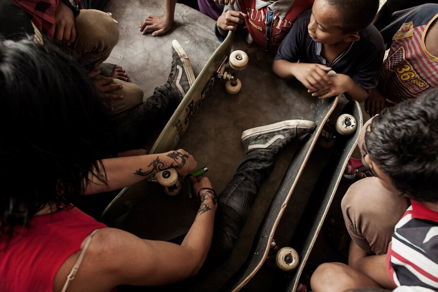 Nepal Himalayas Pokhara Skaterpark skaters