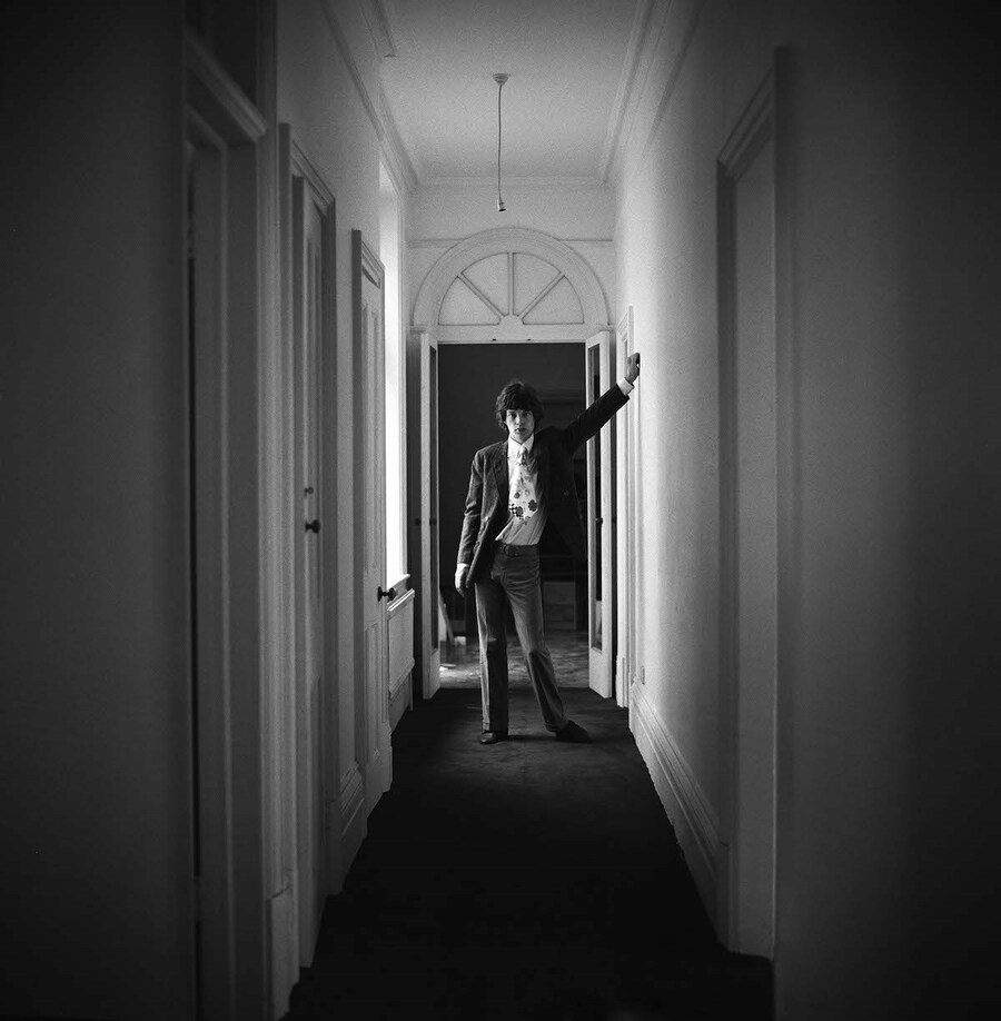 Gered Mankowitz Rolling Stones Mick Jagger Hallway fashion