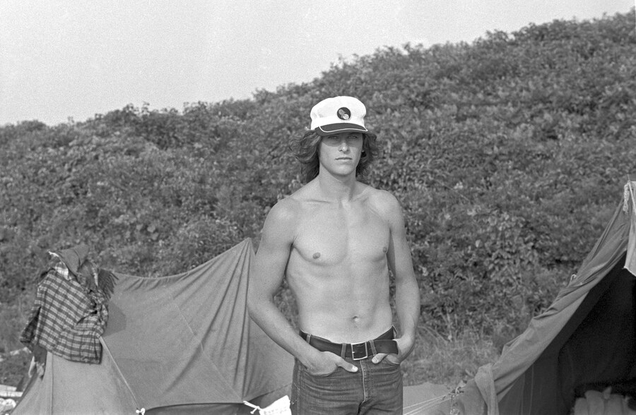 Ligon Beach Frame 7 crop