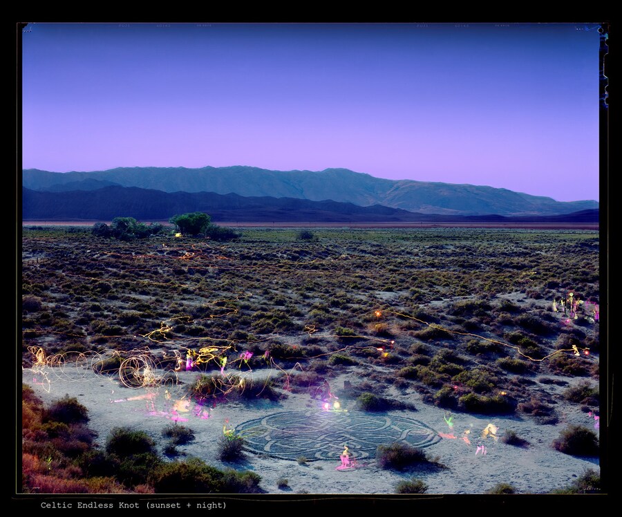 Celtic Endless Knot (afternoon + night)_3000 ppi c