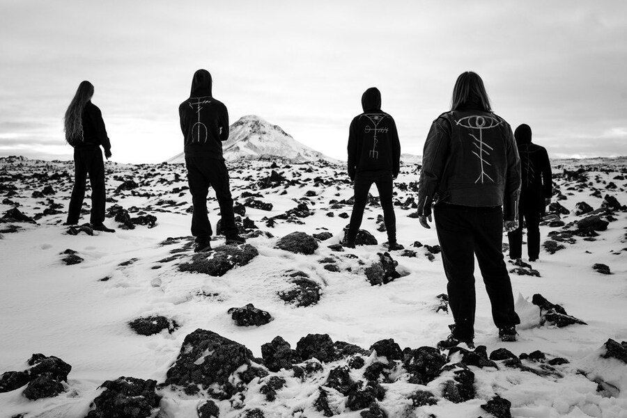 Carpe Noctem band Icelandic black metal Ver&#240;i lj&#243;s Svartm&#225;lm