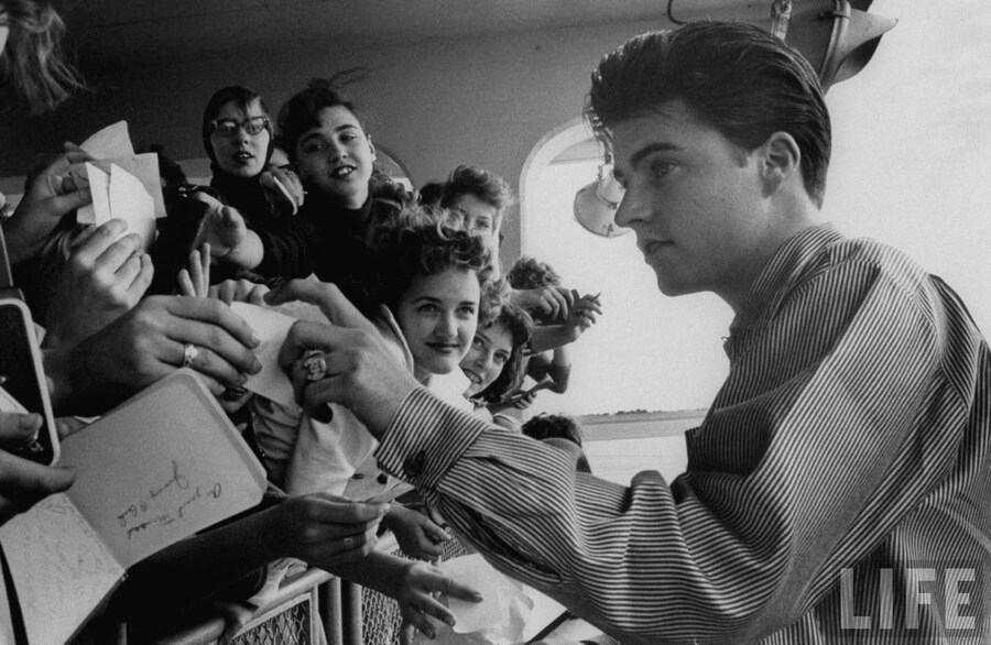 Ricky Nelson fans Harry Styles
