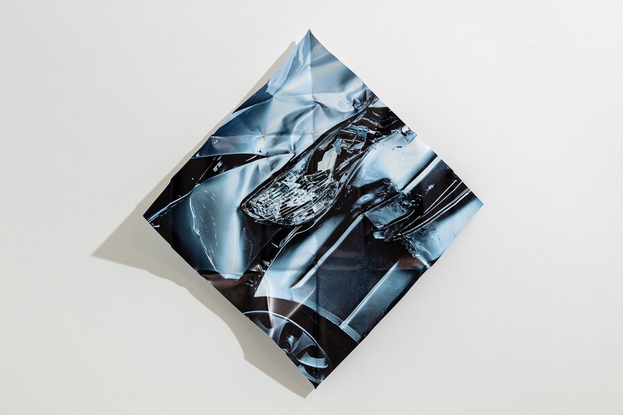Mat Collishaw &#39;Blue Moon&#39; 2018. 20180613_194_PaulS
