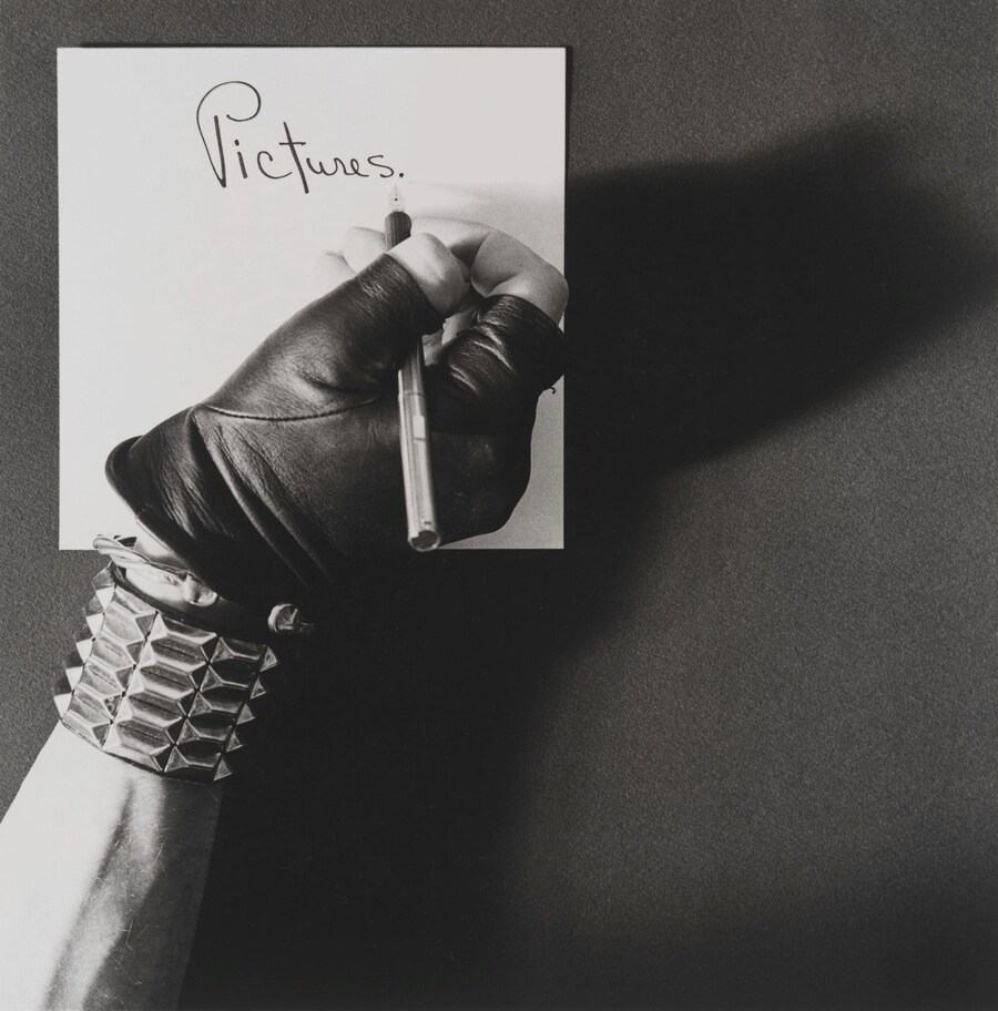Mapplethorpe_93.4281_Pictures Self Portrait_2