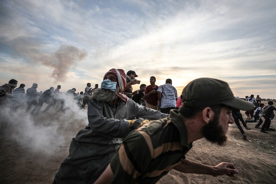 Mustafa Hassona Palestine protester iconic viral Gaza