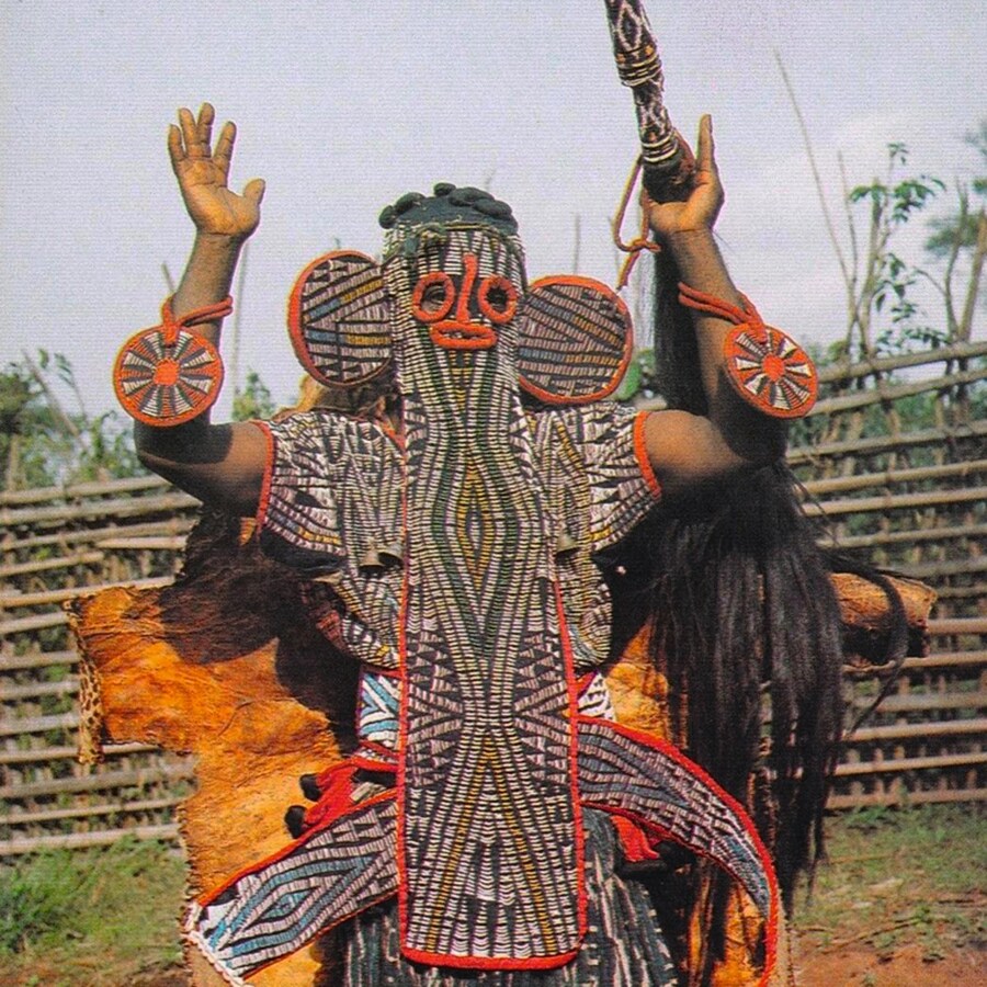 MAN28_DOC1_TOUMBIDO_12_Web