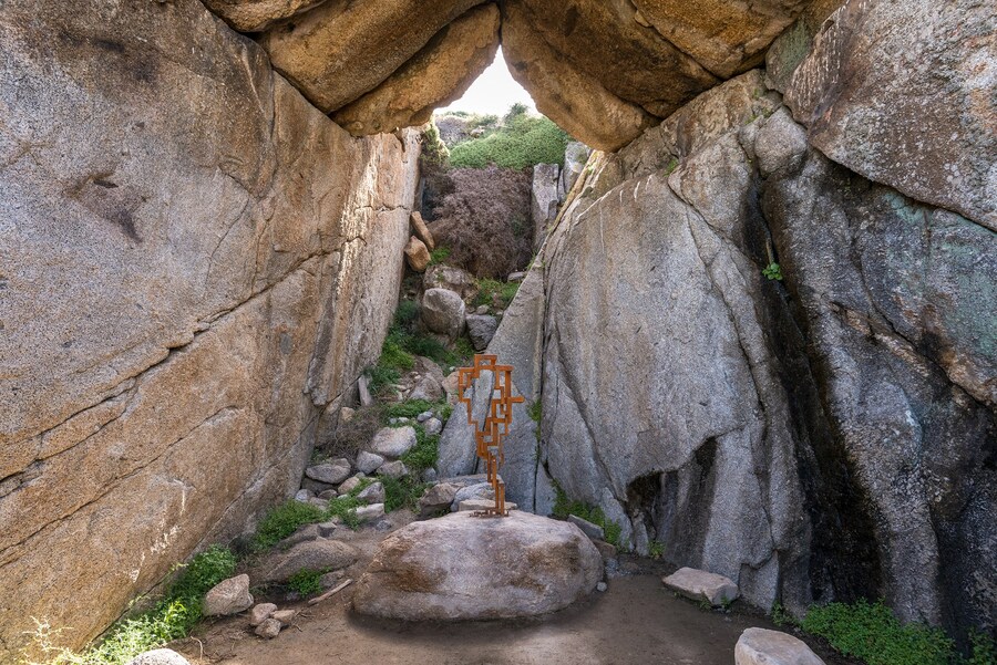 Antony Gormley SIGHT on the Island of Delos