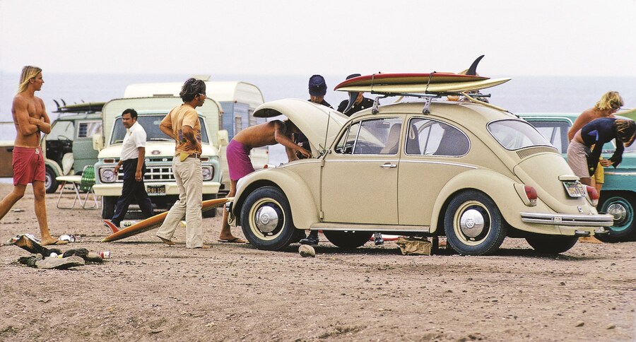 Jeff Divine: 70s Surf Photographs 