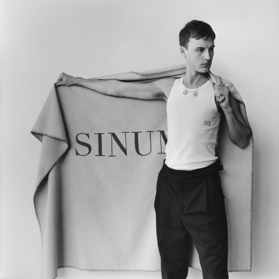 Sinum London Stephen Elwyn Smith Robert Strang Jewellery